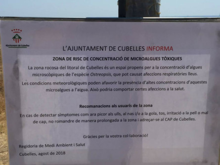 Cartell informatiu a les platges
