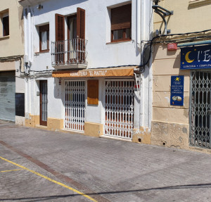 Comerç amb terrassa de Cubelles