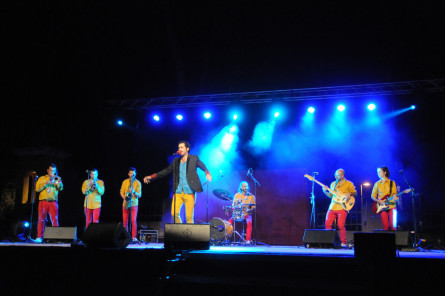 Actuació musical durant la Mostra de Pallassos 2021