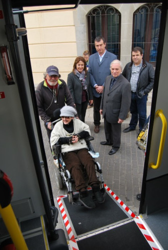 nou bus urbà (2)