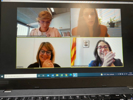 Reunió amb drets socials per Centre Serveis