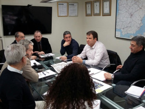 José M. Ardila (segon per la dreta) en un moment de la reunió.
