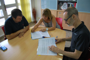 Signatura contracte biblioteca